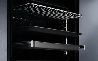 Духовой шкаф Electrolux EZF5C50X