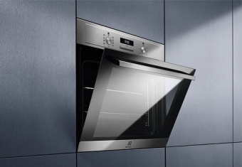 Духовой шкаф Electrolux EOF3H50BX