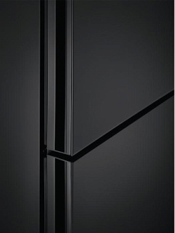 Холодильник Electrolux LNT7ME32M1