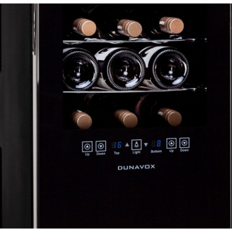 Встраиваемый винный шкаф Dunavox DX-24.68DSC