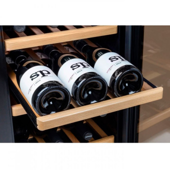 Винный шкаф Caso WineComfort 24 Black