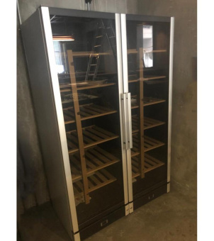 Винный шкаф Vestfrost Solutions W 185 B