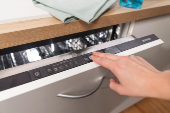 Встраиваемая посудомоечная машина Gorenje GV661C60