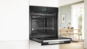 Духовой шкаф Bosch HRG978NB1