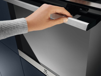 Духовой шкаф Electrolux LOC8H31X