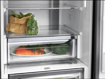 Холодильник Electrolux LNT7ME34X2