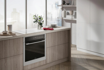 Духовой шкаф Krona UNIVERSUM 60 WH