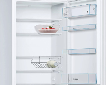 Холодильник Bosch KGE39XW21R
