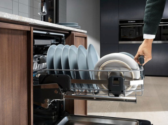Встраиваемая посудомоечная машина Electrolux EEC87300W