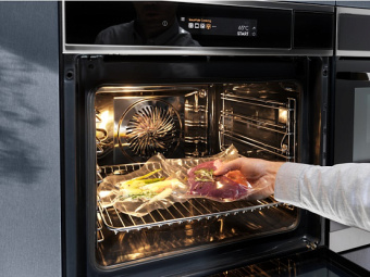 Духовой шкаф Electrolux OKA9S31WX
