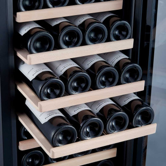 Винный шкаф Libhof Gourmet GP-38 Black