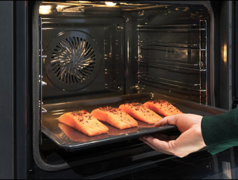 Духовой шкаф Electrolux EOB7S31V