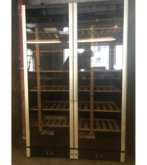 Винный шкаф Vestfrost Solutions W 185 B