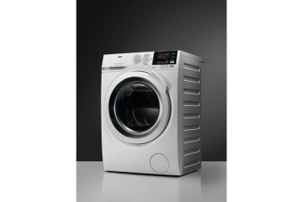 Стиральная машина AEG L7WBA60680