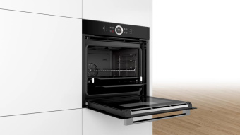 Духовой шкаф Bosch HBG655NB1