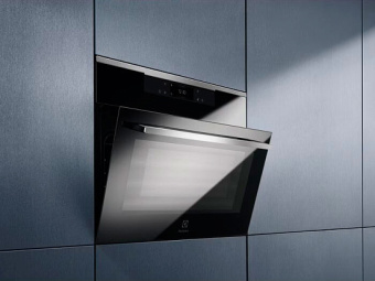 Духовой шкаф Electrolux KVLBE08X