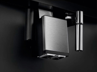 Встраиваемая кофемашина Electrolux KBC85T