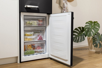 Холодильник Gorenje ONRK619EBK
