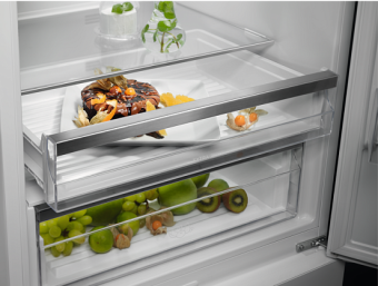 Холодильник Electrolux RNT7MF46X2