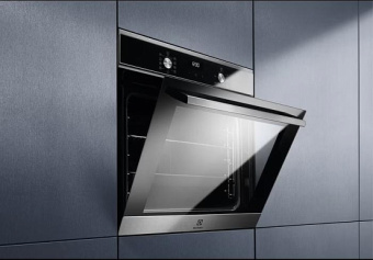 Духовой шкаф Electrolux EOF5H40BX