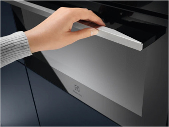Встраиваемая микроволновая печь Electrolux KVMBE08X