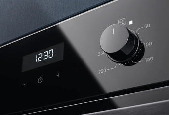 Духовой шкаф Electrolux OEF5C70BZ