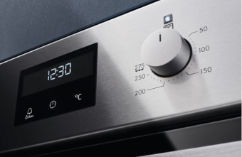 Духовой шкаф Electrolux OEF3H70TX