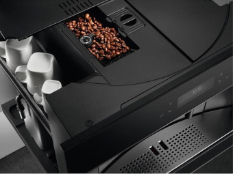 Встраиваемая кофемашина AEG KKB894500B