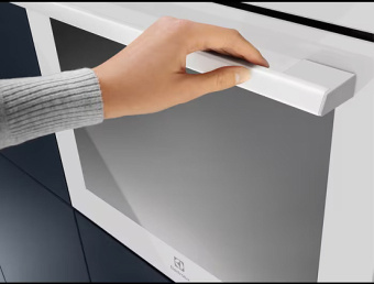 Духовой шкаф Electrolux EOB7S31V