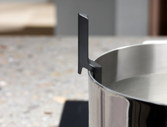 Варочная панель Electrolux EIS8648