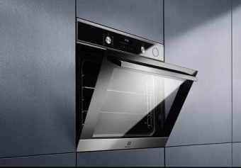 Духовой шкаф Electrolux EOC6P77X