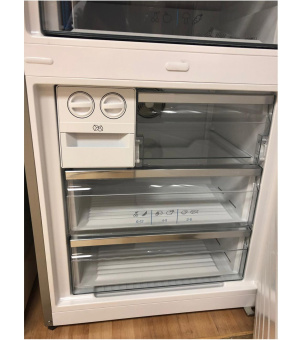 Холодильник Vestfrost VF 492 GLM