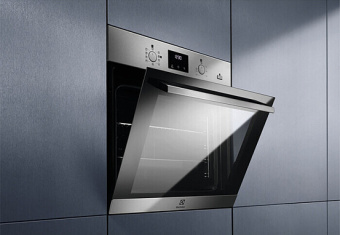 Духовой шкаф Electrolux EOD3C50TX