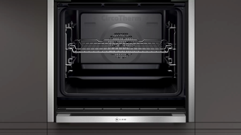 Духовой шкаф Neff B45CR22N0