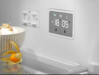 Холодильник Electrolux LNT7ME32M1