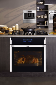 Духовой шкаф Delonghi SLM 100 P