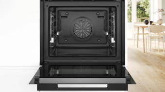 Духовой шкаф Bosch HRG978NB1