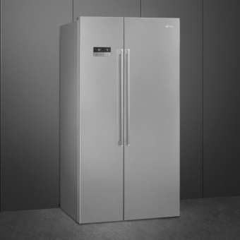Холодильник Smeg SBS63XDF