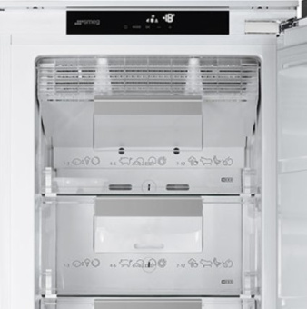 Встраиваемая морозильная камера Smeg S8F174DNE