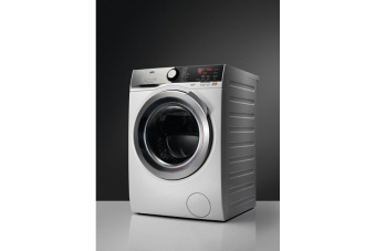 Стиральная машина AEG L8FEE94VX