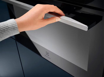 Духовой шкаф Electrolux KVLBE08X